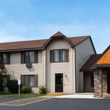 Ishpeming Magnuson Hotel Country Inn מראה חיצוני תמונה