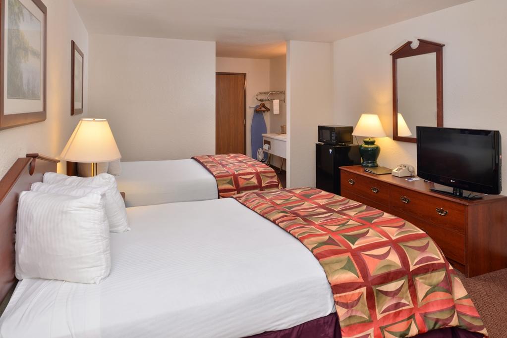 Ishpeming Magnuson Hotel Country Inn חדר תמונה