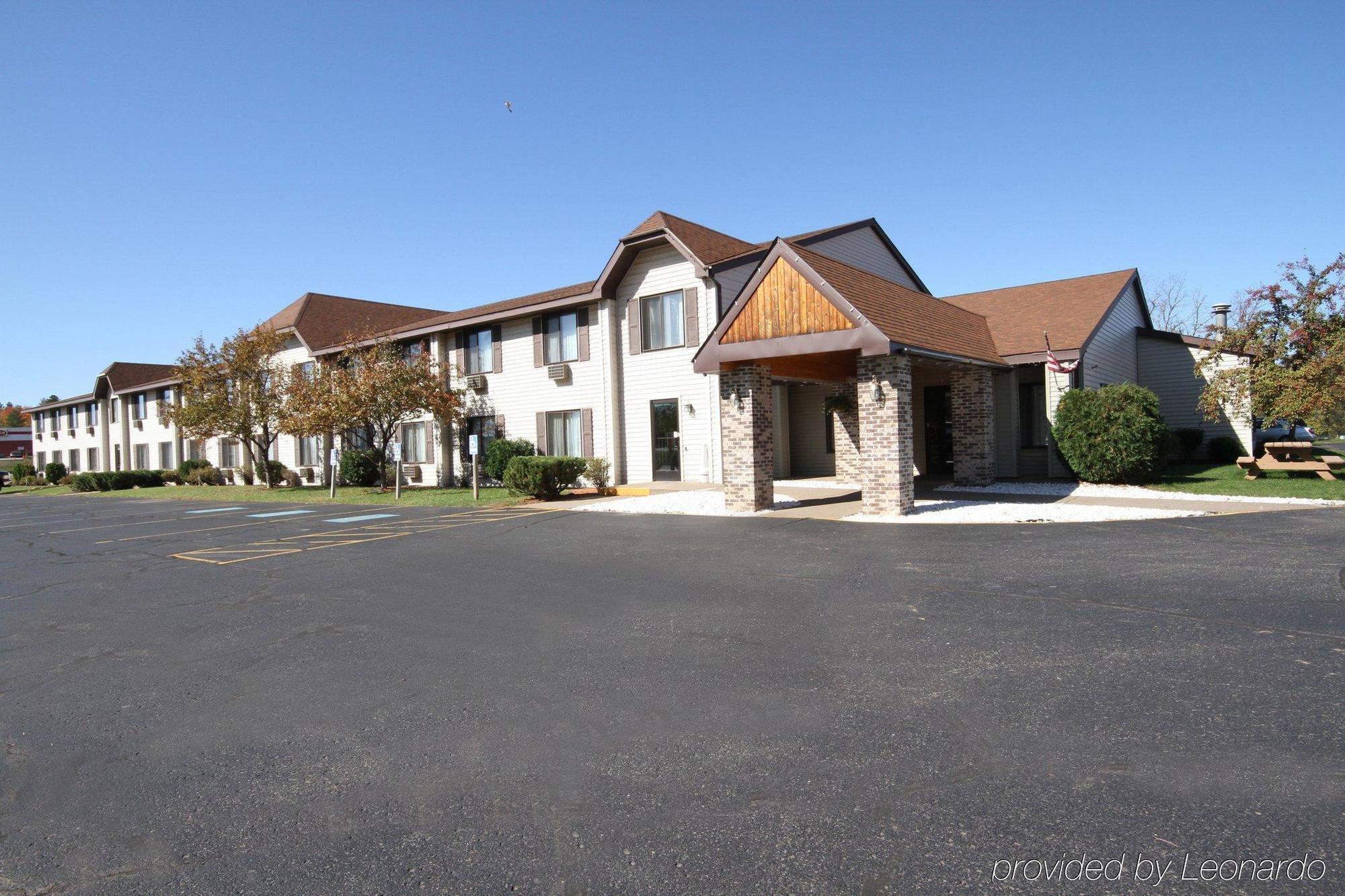 Ishpeming Magnuson Hotel Country Inn מראה חיצוני תמונה