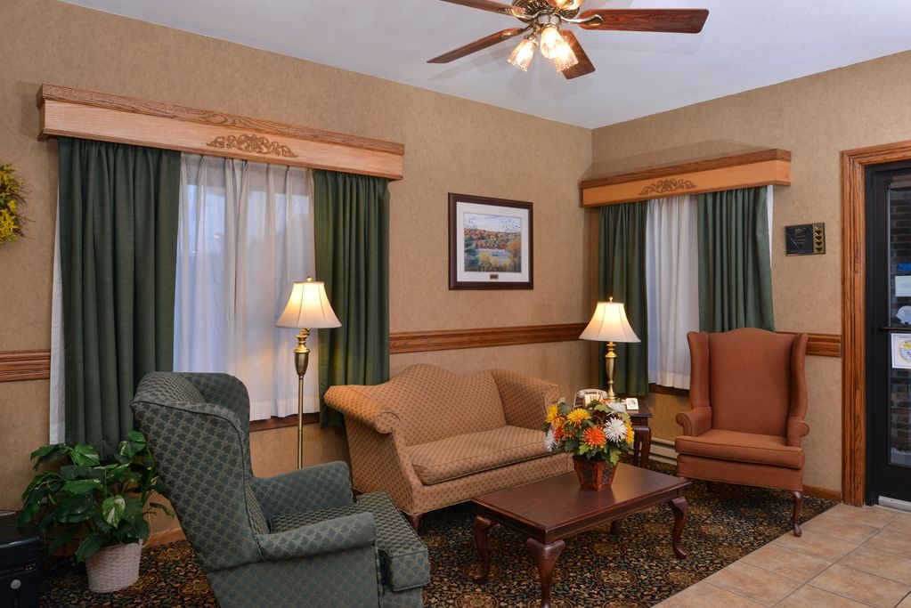 Ishpeming Magnuson Hotel Country Inn מראה פנימי תמונה
